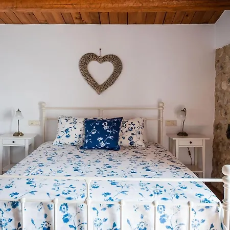 Mas Camins (adults Only) Bed & Breakfast