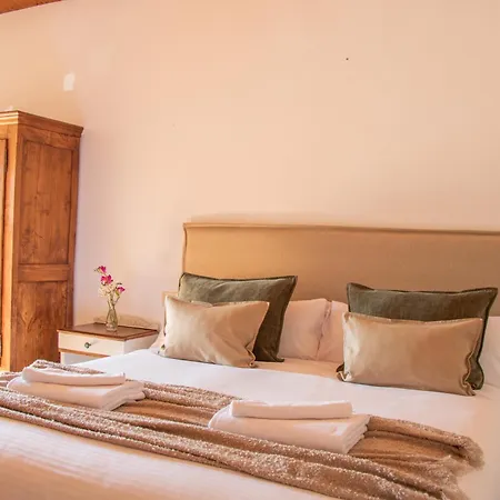 Bed & Breakfast Mas Camins (adults Only)