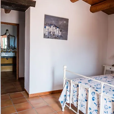 Mas Camins (adults Only) * Avinyonet de Puigventos