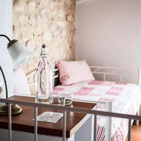 Mas Camins (adults Only) * Avinyonet de Puigventos