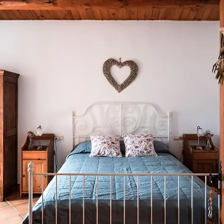 Mas Camins (adults Only) Bed & Breakfast *